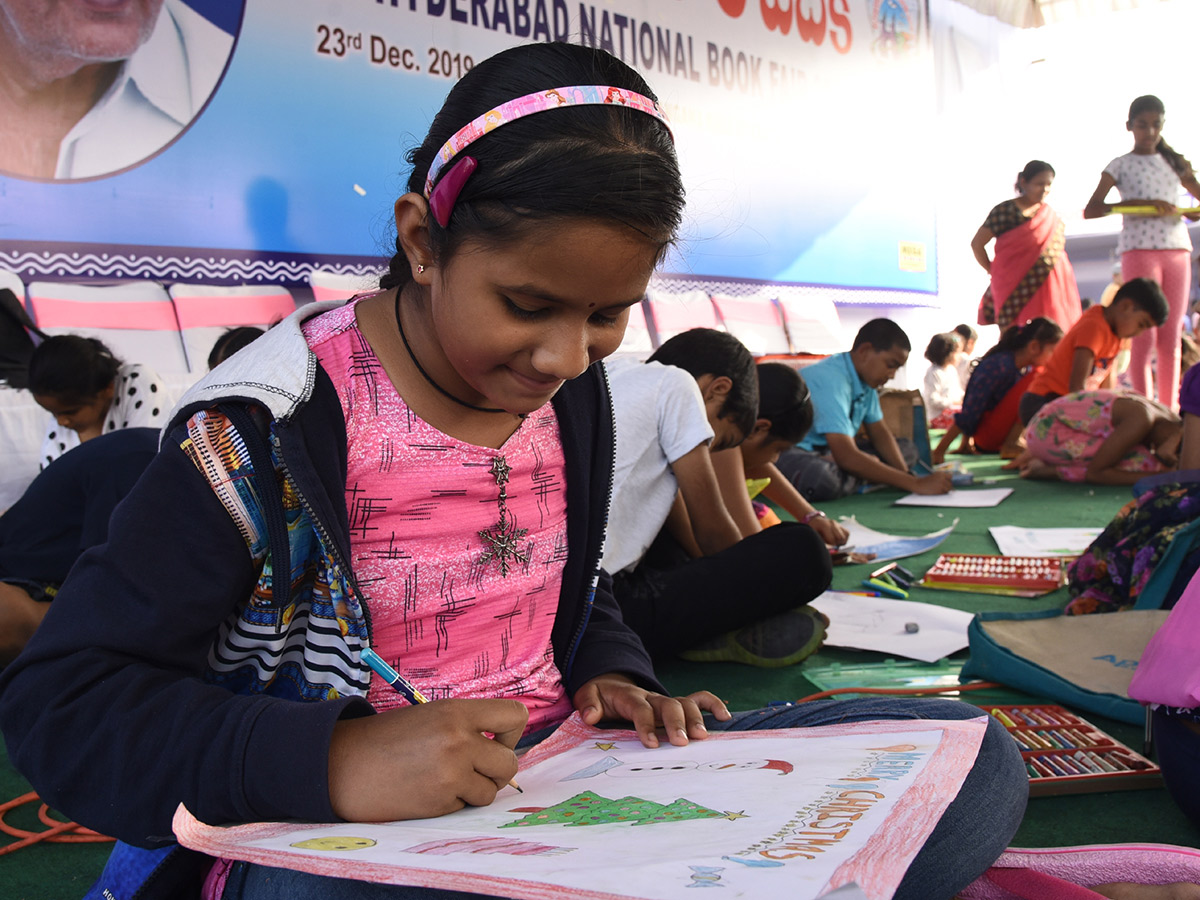 Heavy Rush Hyderabad Book Fair 2019 Photo Gallery - Sakshi16