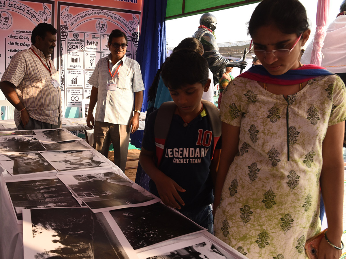 Heavy Rush Hyderabad Book Fair 2019 Photo Gallery - Sakshi20