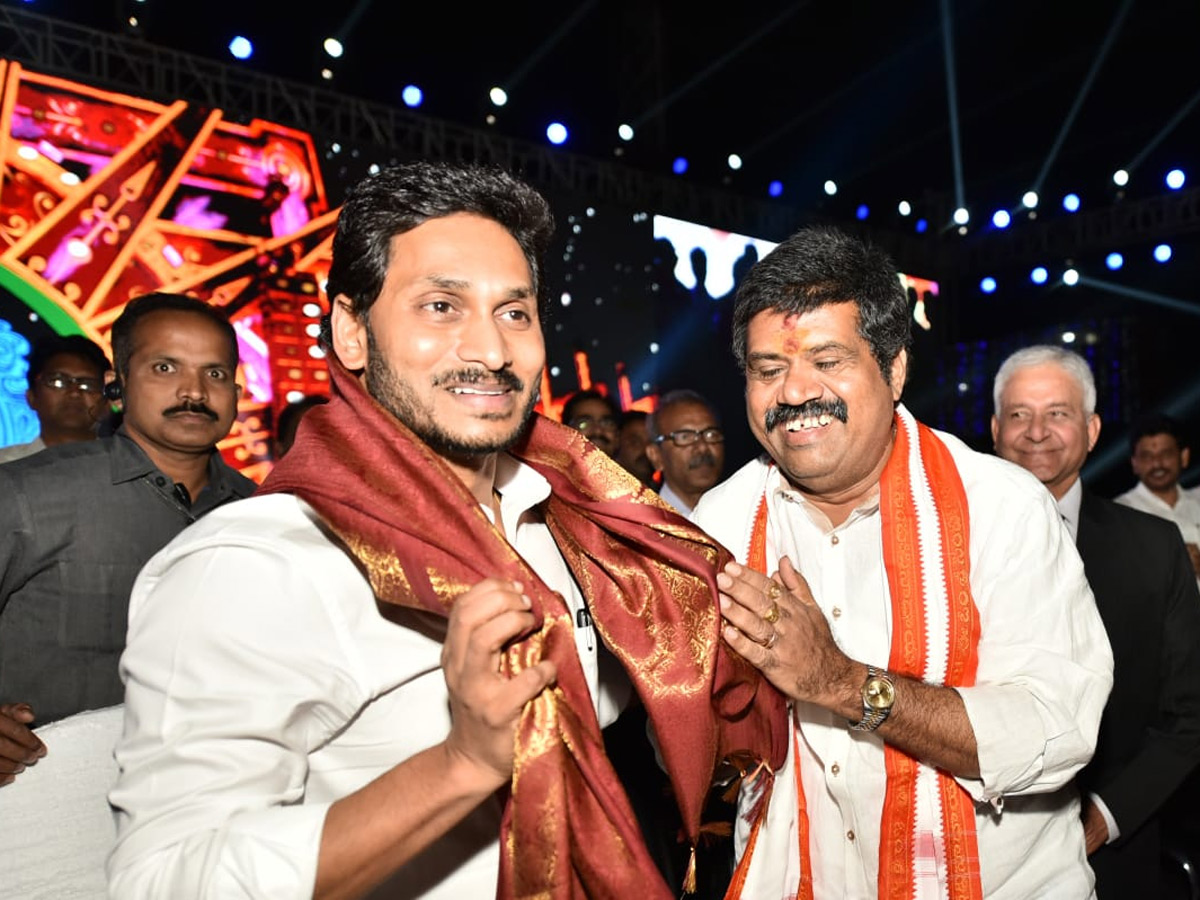 AP CM YS Jagan Mohan Reddy to inaugurate Visakha Utsav 2019 Photo Gallery - Sakshi30