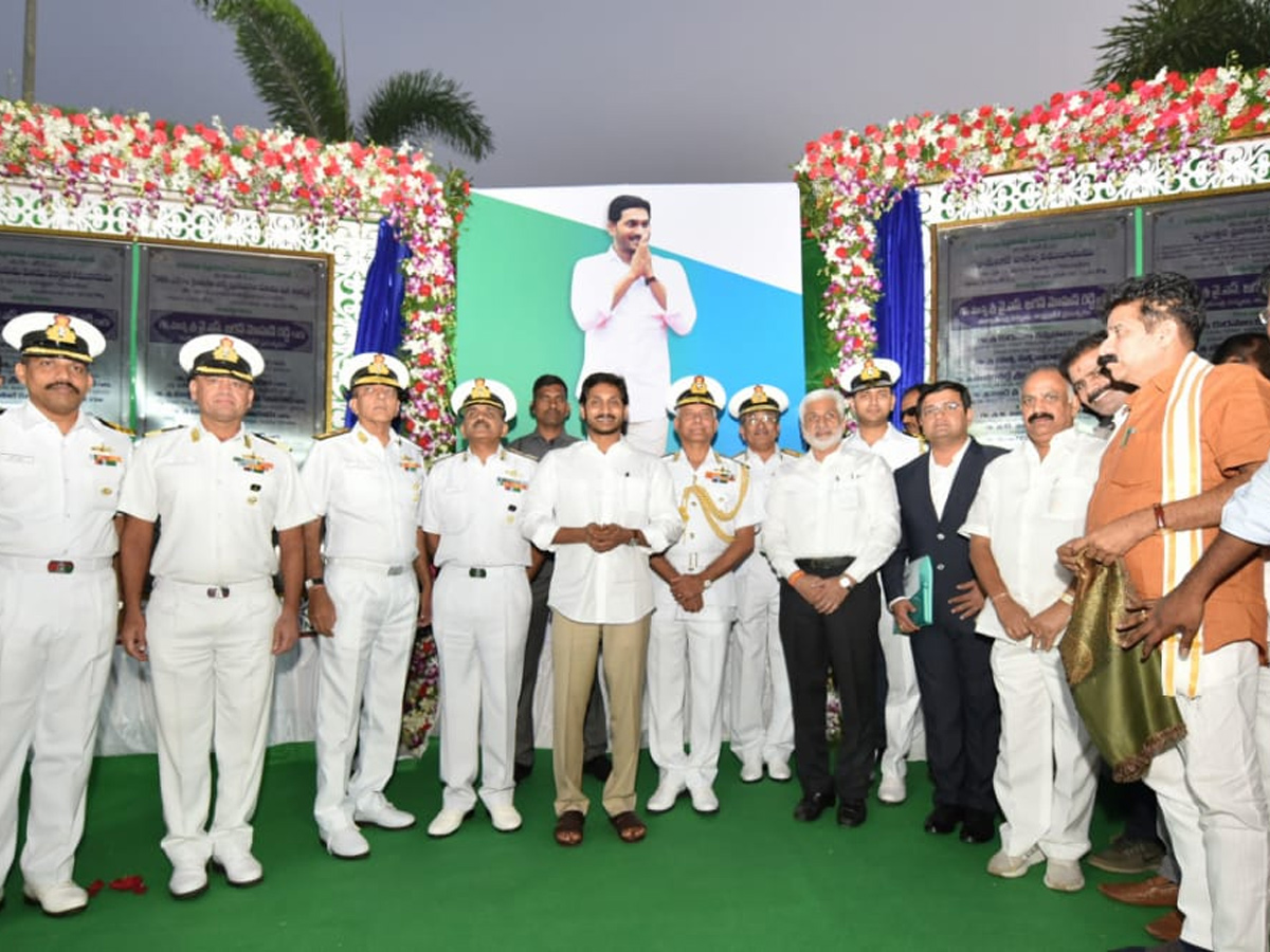 AP CM YS Jagan Mohan Reddy to inaugurate Visakha Utsav 2019 Photo Gallery - Sakshi5