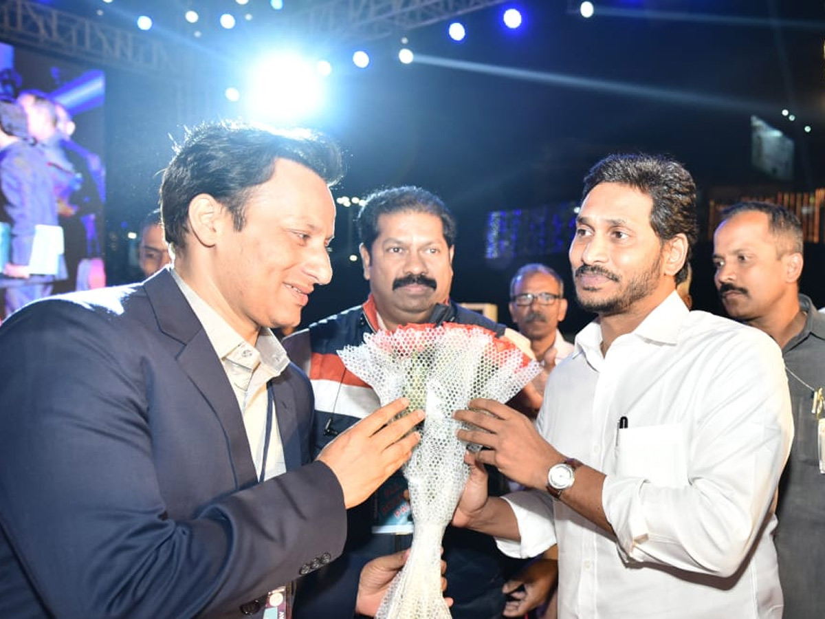 AP CM YS Jagan Mohan Reddy to inaugurate Visakha Utsav 2019 Photo Gallery - Sakshi7