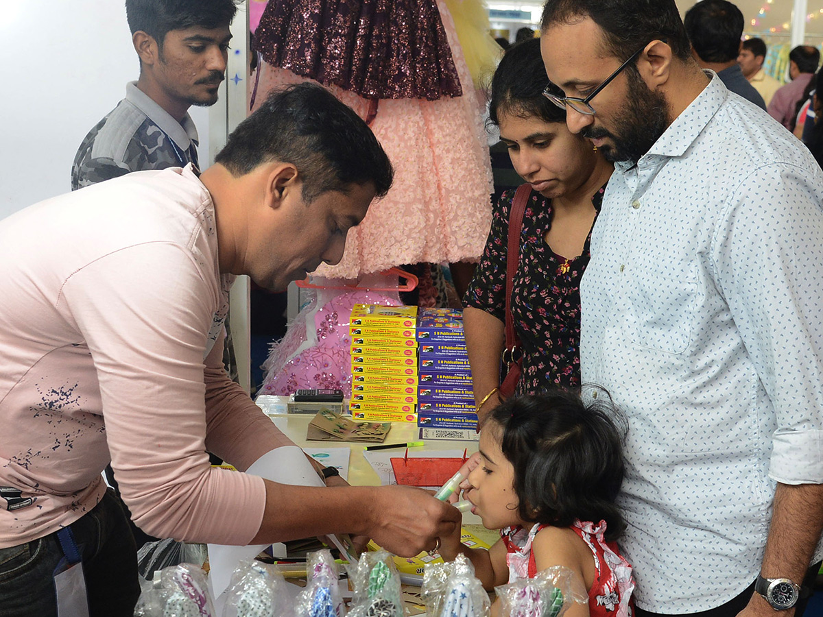 Hyderabad Kids Fair on HITEX Photo Gallery - Sakshi5