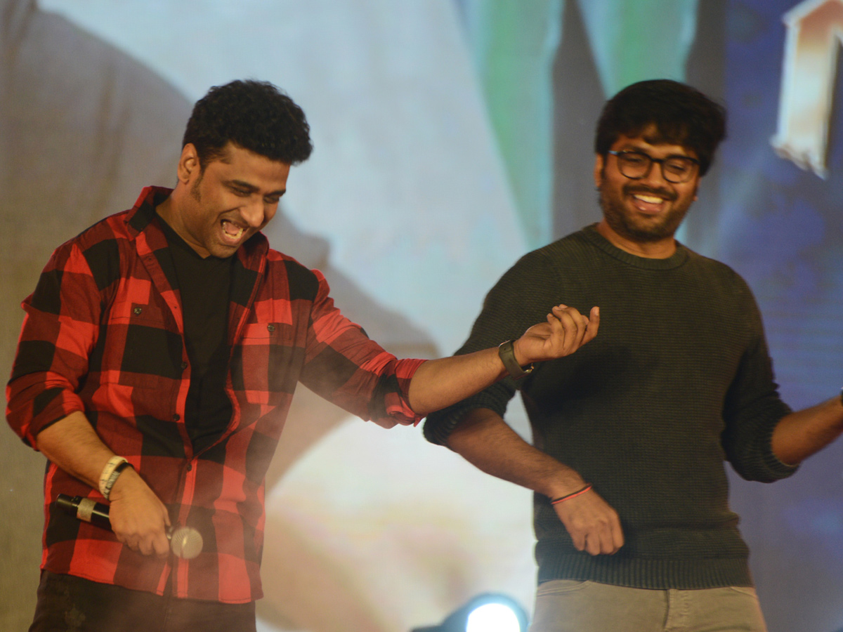 Sarileru Neekevvaru song launch Photo Gallery - Sakshi5