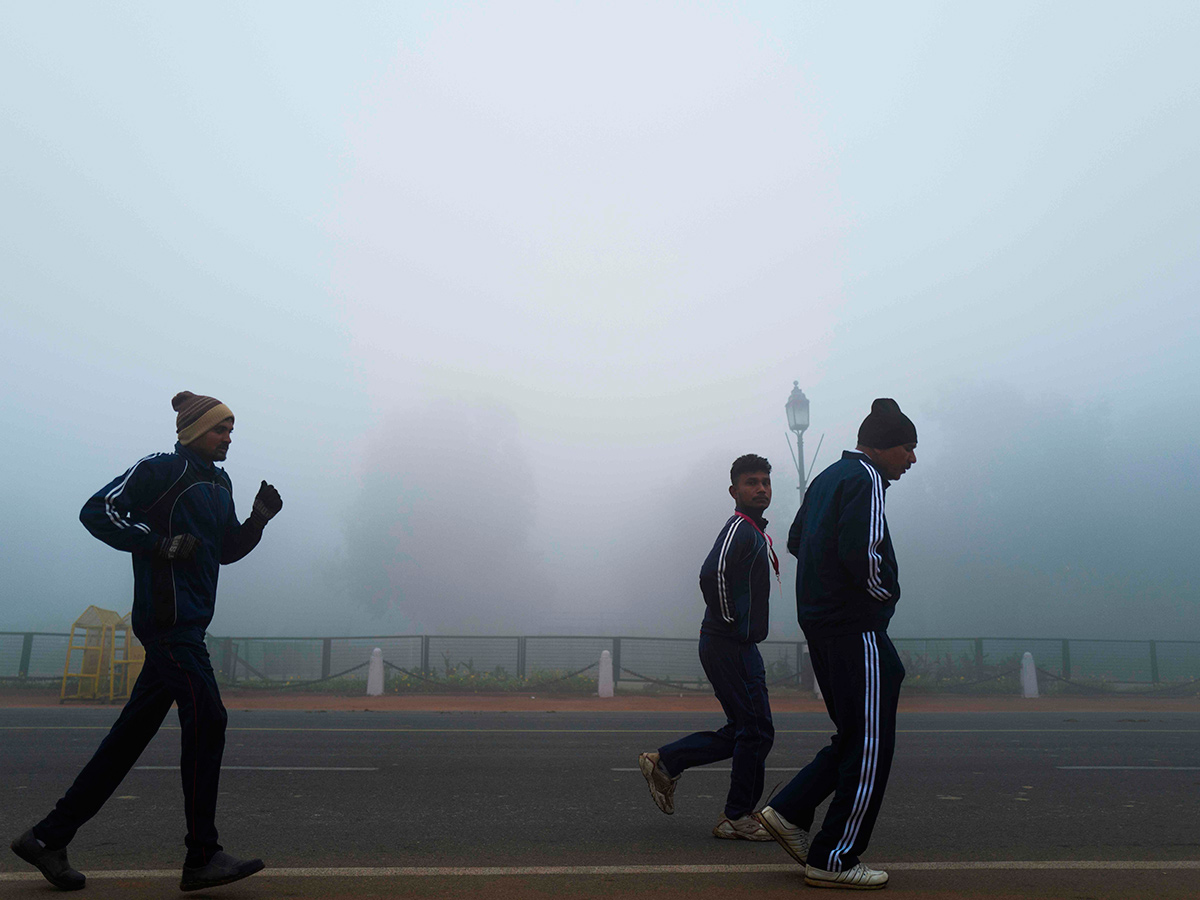 Heavy Fog In New Delhi Photo Gallery - Sakshi11