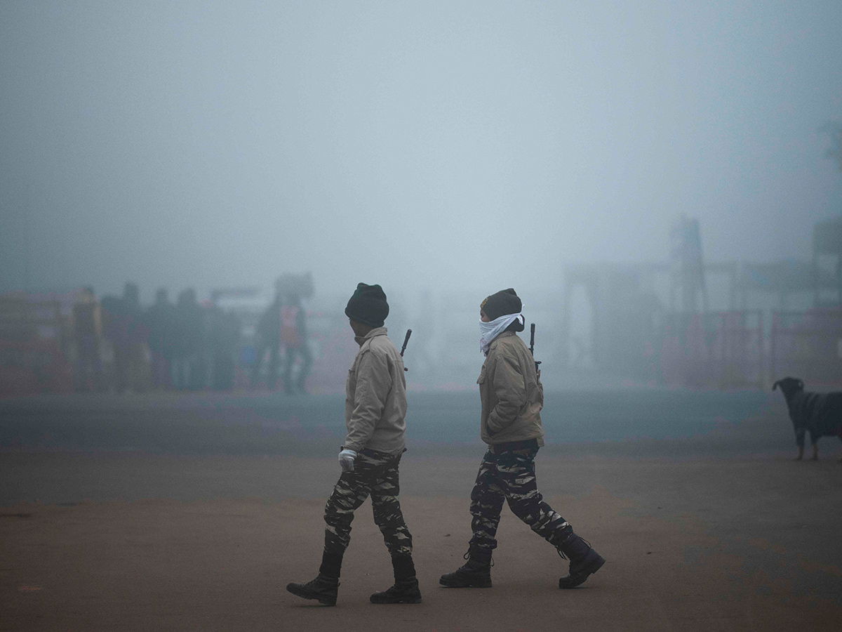 Heavy Fog In New Delhi Photo Gallery - Sakshi14