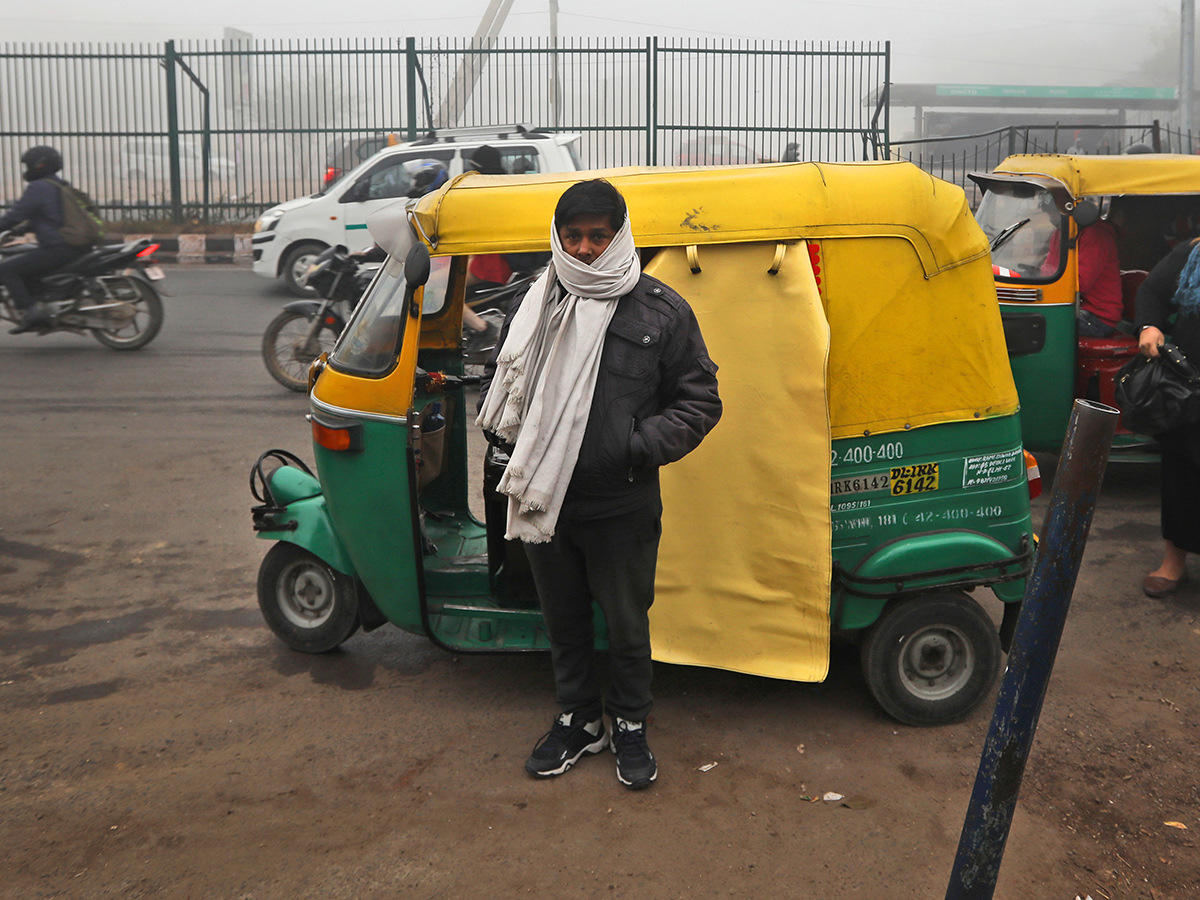 Heavy Fog In New Delhi Photo Gallery - Sakshi20