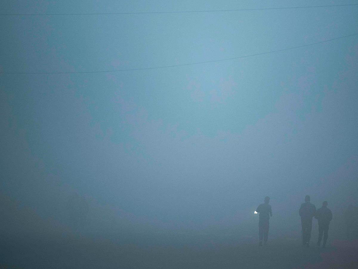 Heavy Fog In New Delhi Photo Gallery - Sakshi8