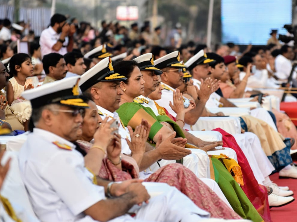 AP CM YS Jagan Participates Navy Day Celebrations Photo Gallery - Sakshi4