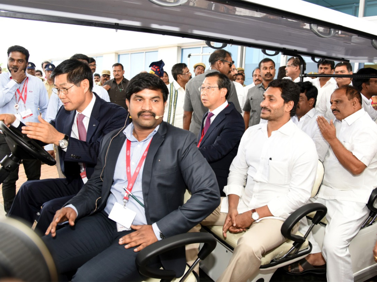 AP CM YS Jagan To Launch KIA Motor Plants In Anantapur Photo Gallery - Sakshi42