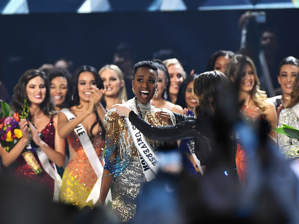 Miss Universe 2019 winner is Miss South Africa Zozibini Tunzi Photo Gallery - Sakshi4