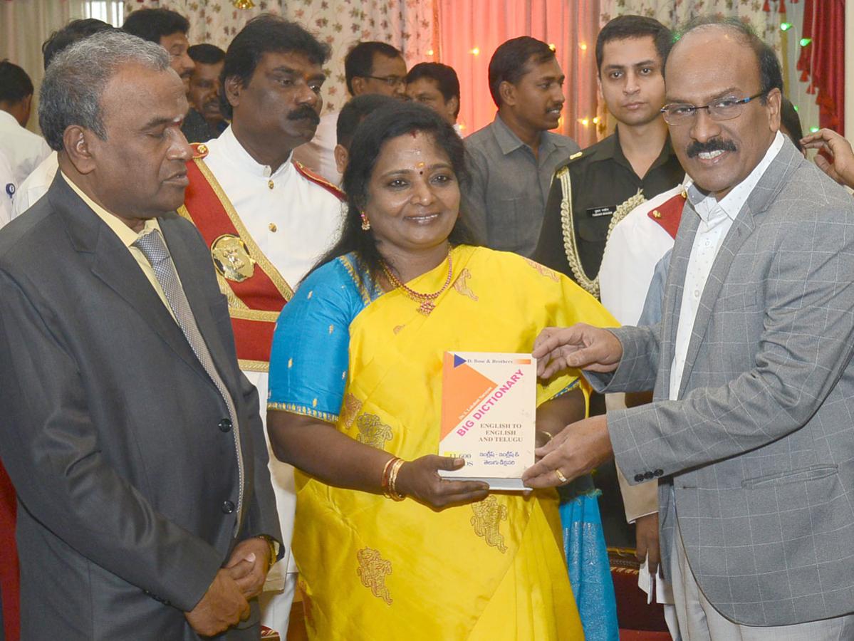 Tamilisai Soundararajan Praja Darbar at Raj Bhavan Photo Gallery - Sakshi18