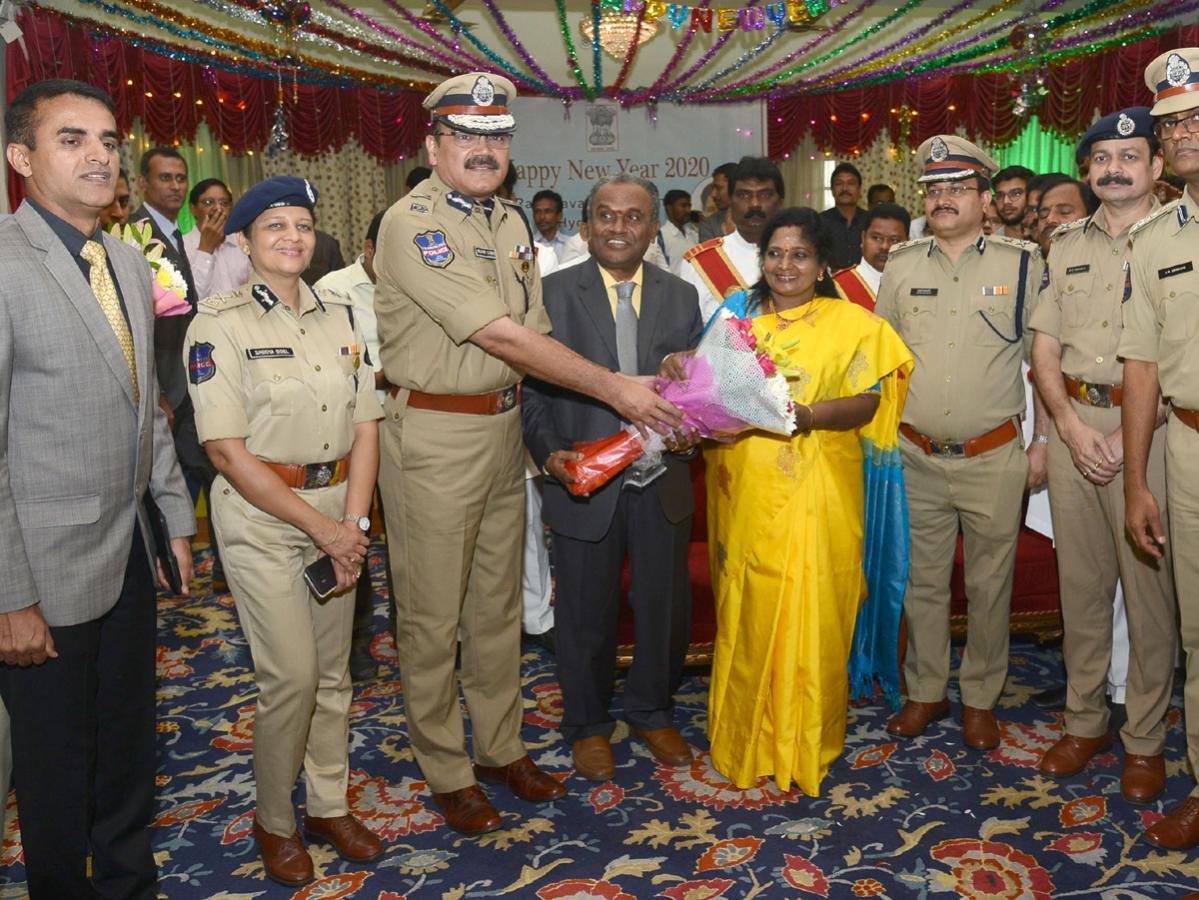 Tamilisai Soundararajan Praja Darbar at Raj Bhavan Photo Gallery - Sakshi19