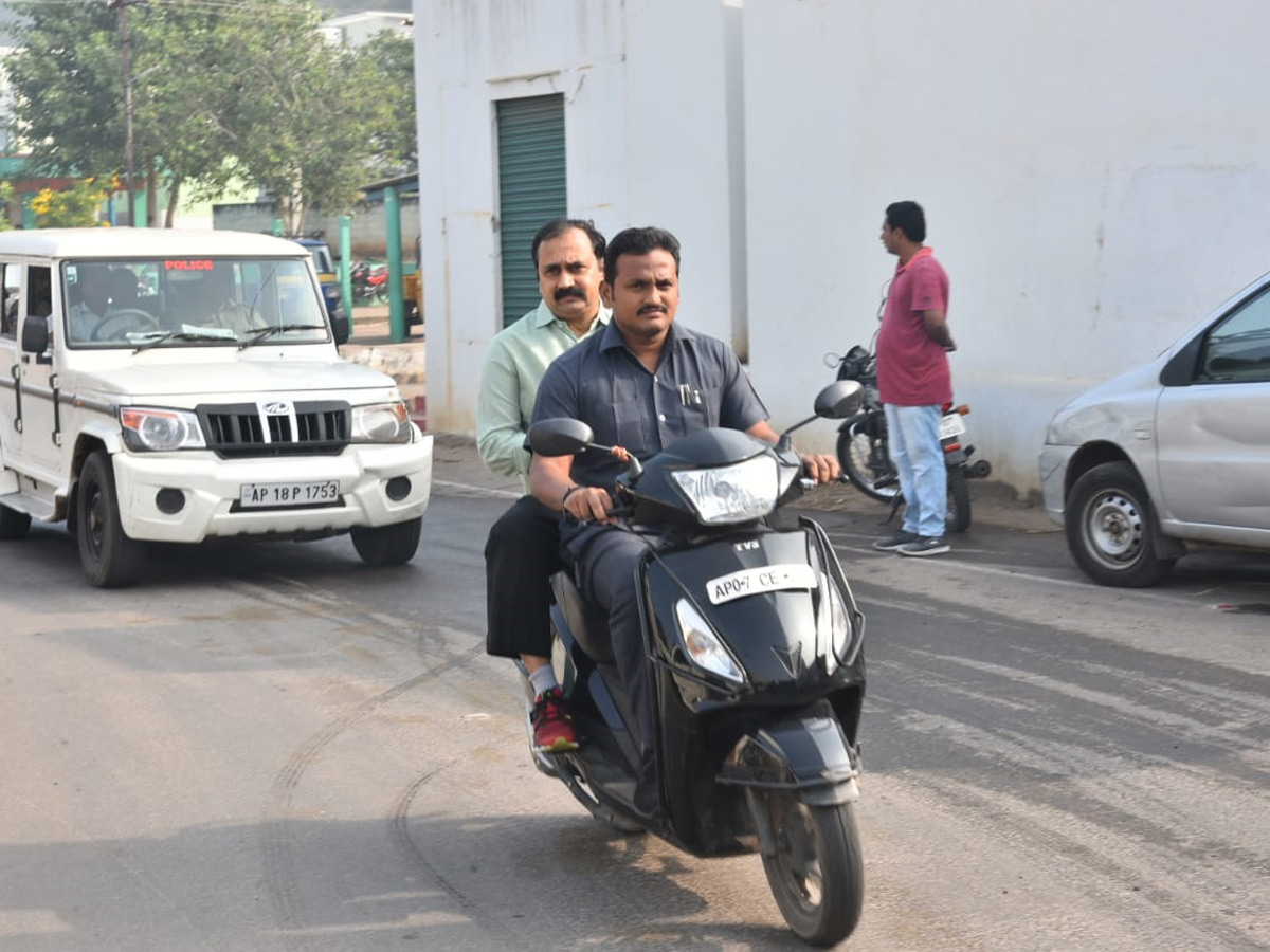 Alla Ramakrishna Reddy Rally at Amaravathi Photo Gallery - Sakshi20