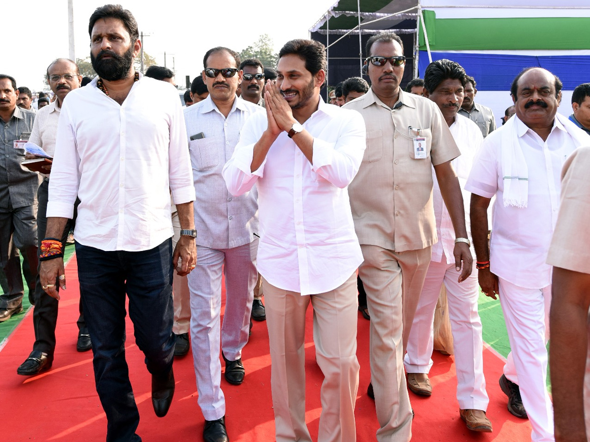 CM Jagan Reddy participates in Sankranti celebrations at Gudivada - Sakshi3