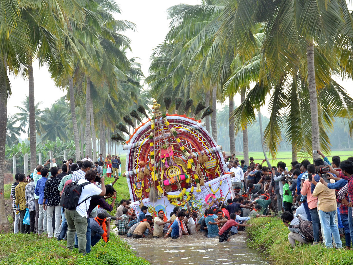 Prabhala Theertham Celebration In Konaseema Photo Gallery - Sakshi12