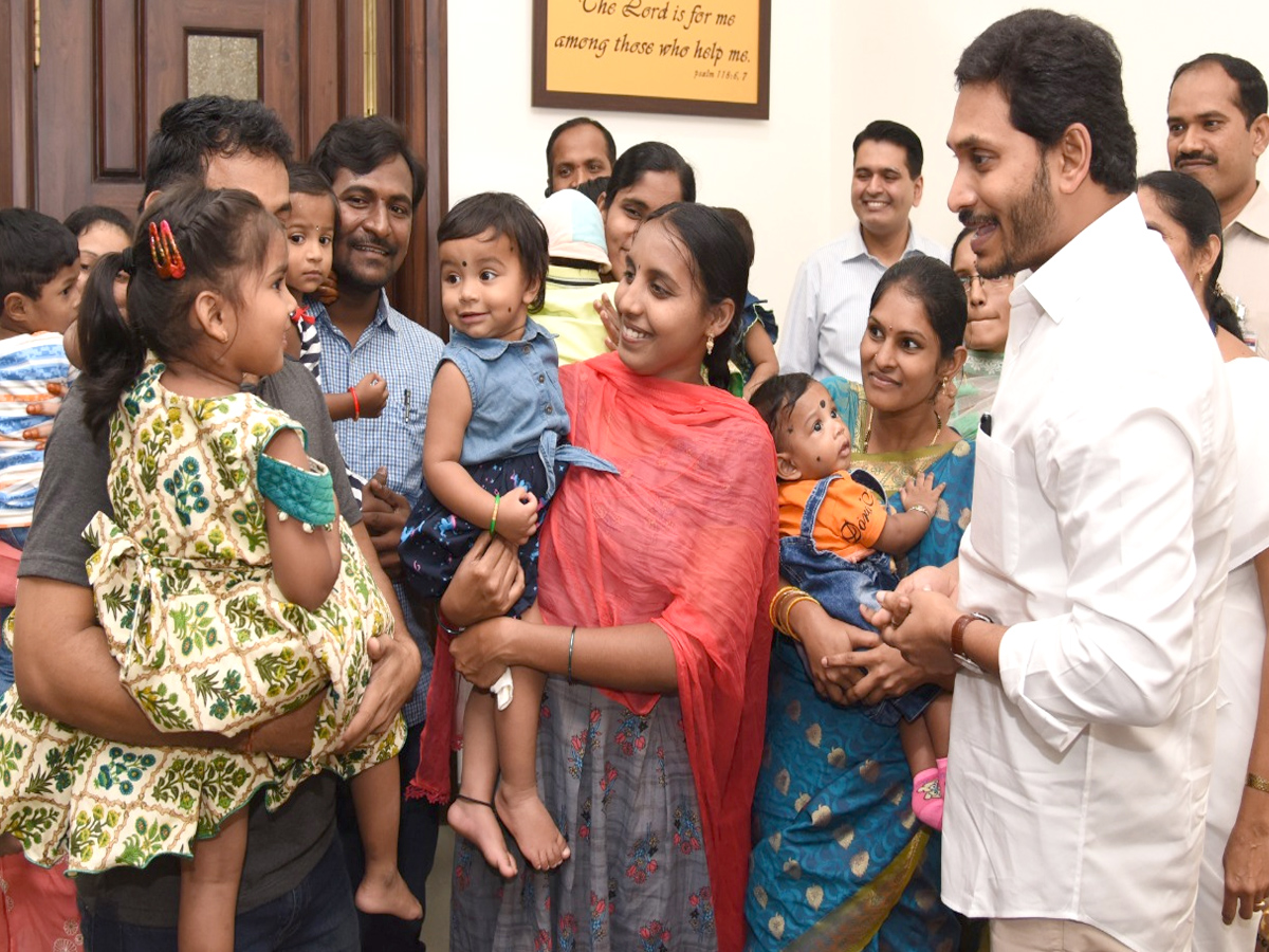 CM YS Jagan Gives Polio Drops To A Child In Camp Office - Sakshi12