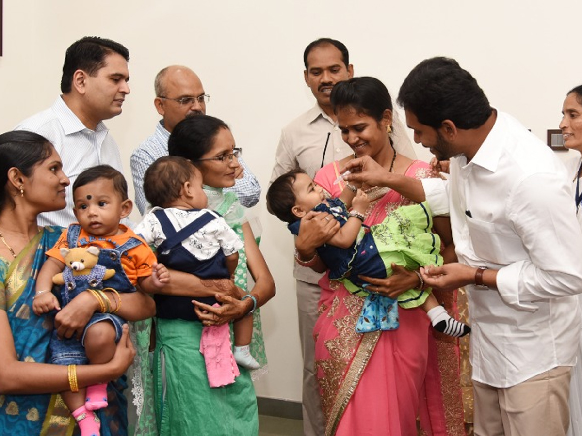 CM YS Jagan Gives Polio Drops To A Child In Camp Office - Sakshi5