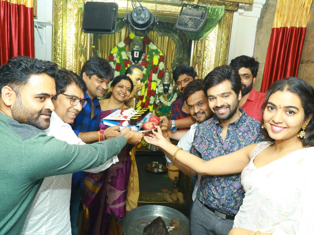  Vidhi Vilasam Adith Arun Shivathmika Movie Launch Photo Gallery - Sakshi4