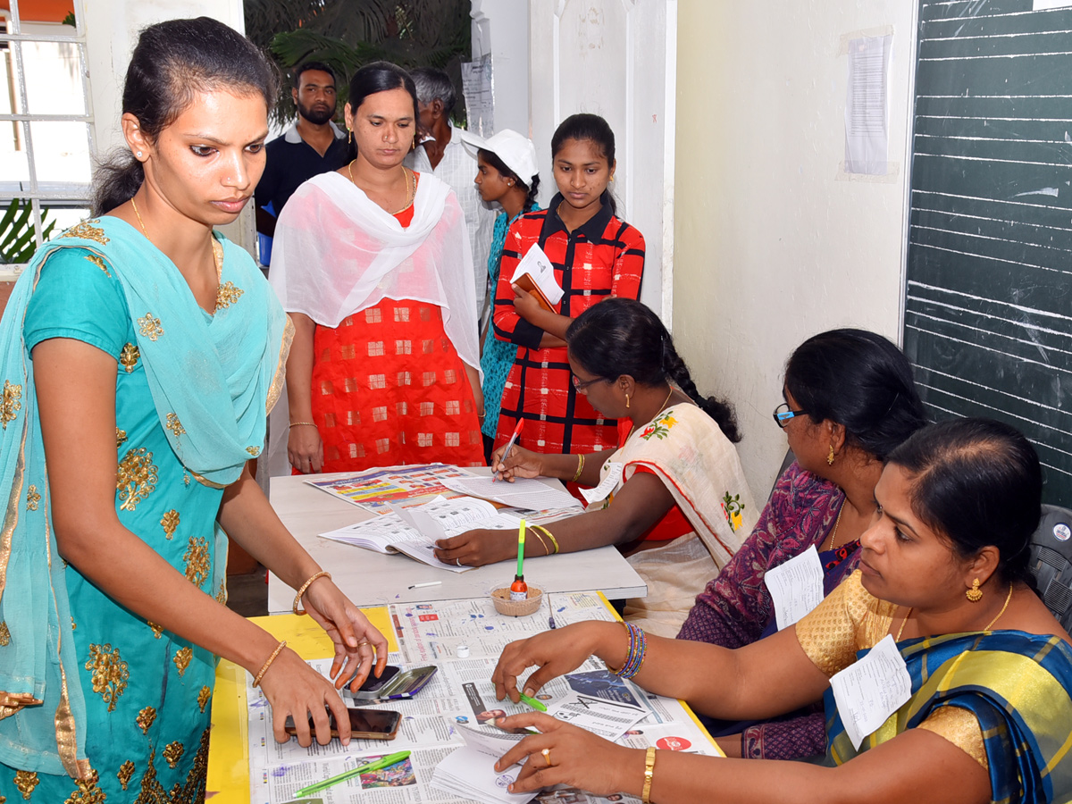 Telangana Municipal Elections Polling Photo Gallery - Sakshi12