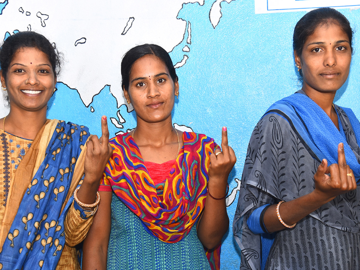 Telangana Municipal Elections Polling Photo Gallery - Sakshi14