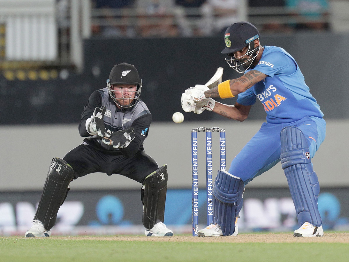 India beat New Zealand by 7 wickets Photo Gallery - Sakshi20