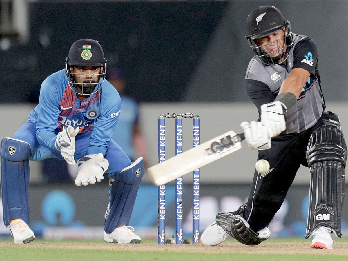 India beat New Zealand by 7 wickets Photo Gallery - Sakshi23