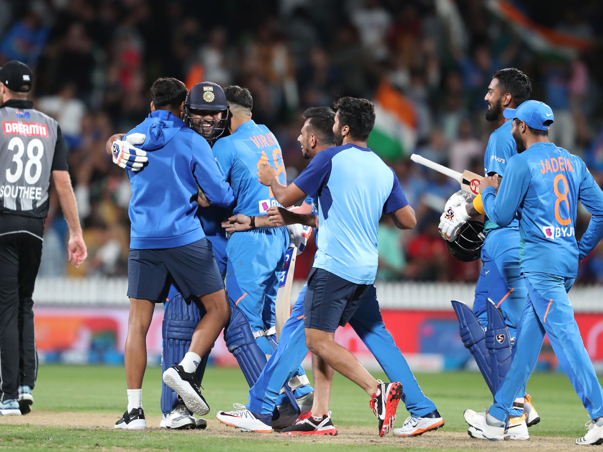 Ind vs Nz : India Won The Super Over - Sakshi14