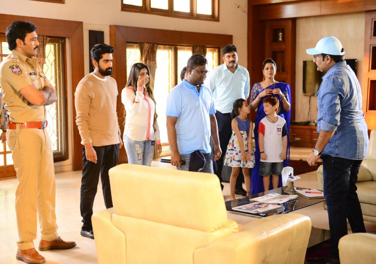 April 28 Em Jarigindi working stills Photo Gallery - Sakshi5