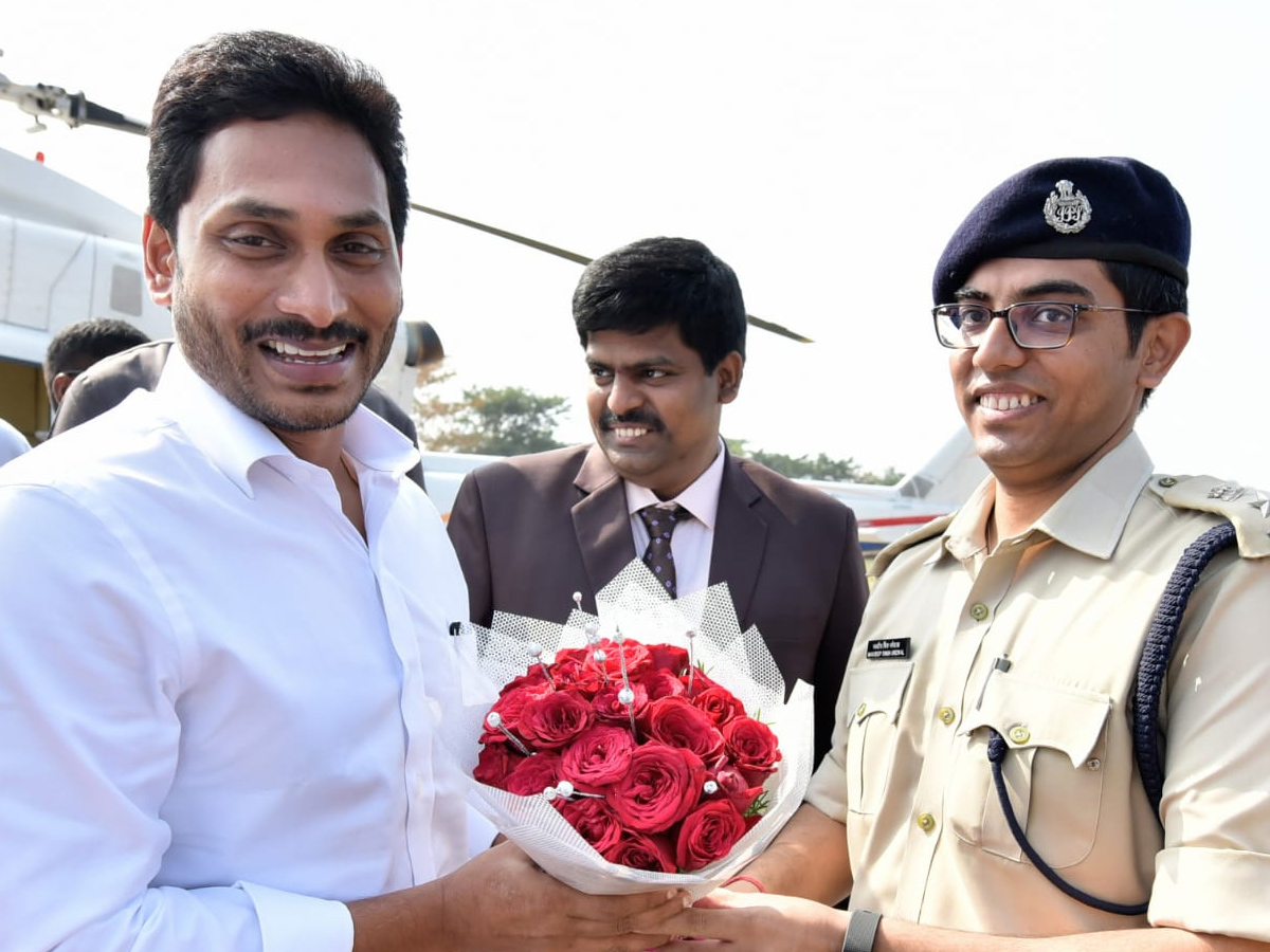 AP CM YS Jagan launch YSR Aarogyasri Filet Project In Eluru Photo Gallery - Sakshi8