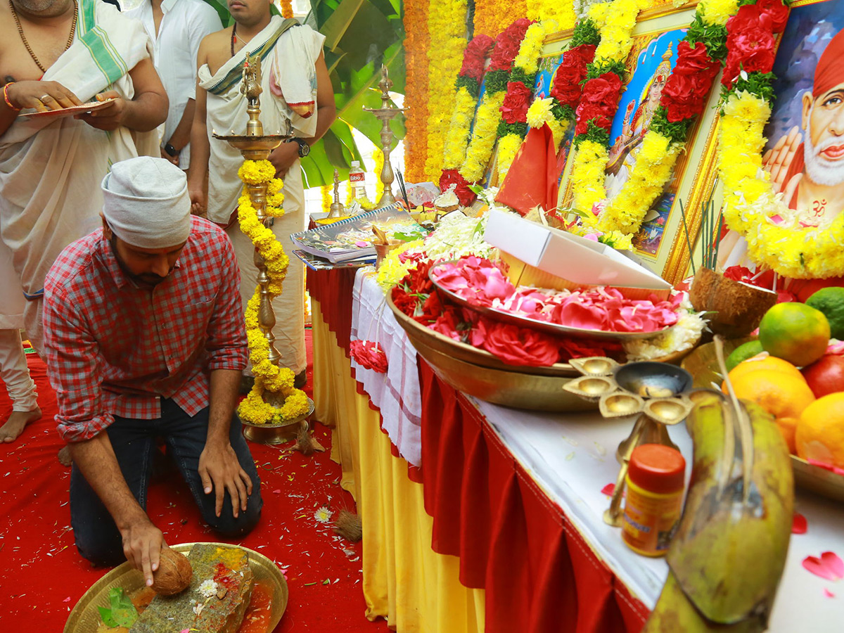 Ichata Vahanamulu Niluparadu Movie Opening Photo Gallery - Sakshi4