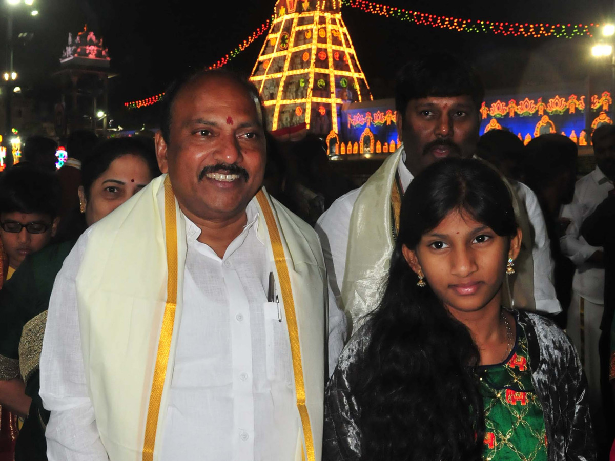 Celebrities visit Tirumala Temple Photo Gallery - Sakshi18