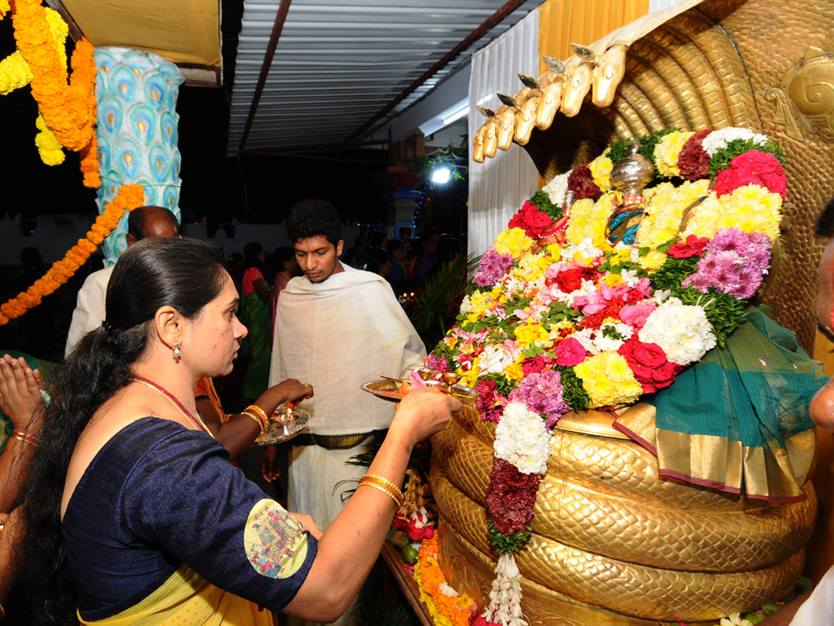 Vaikunta Ekadasi Celebrations Ap and Telangana Photo Gallery - Sakshi19