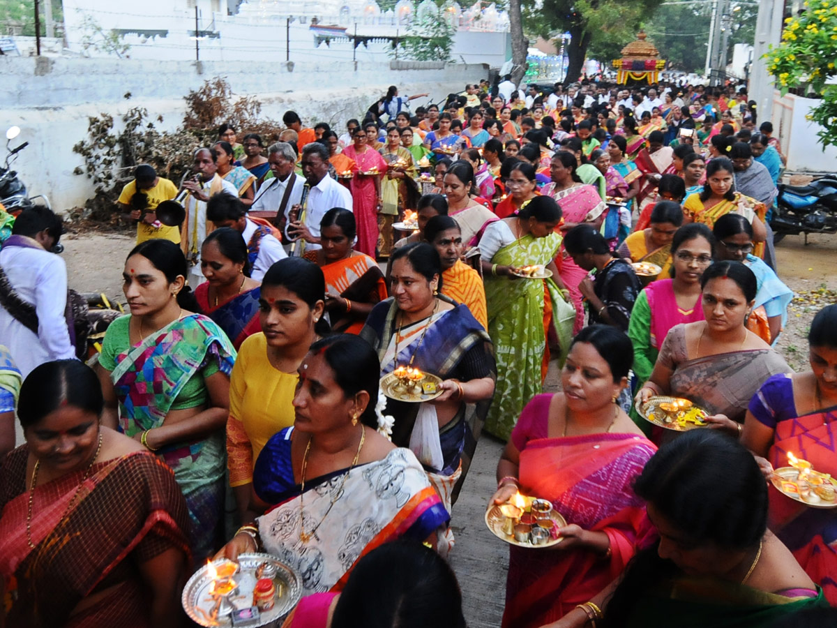 Vaikunta Ekadasi Celebrations Ap and Telangana Photo Gallery - Sakshi21