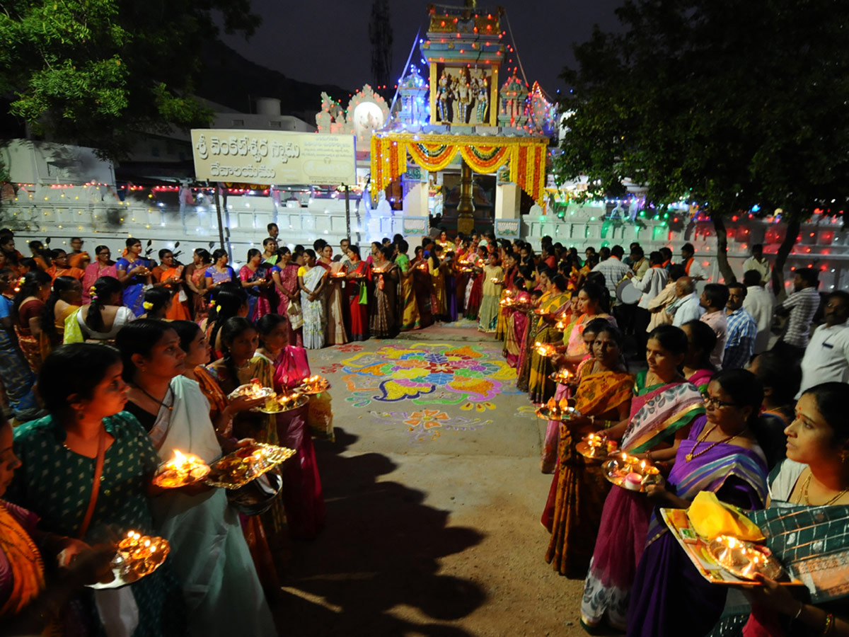 Vaikunta Ekadasi Celebrations Ap and Telangana Photo Gallery - Sakshi23