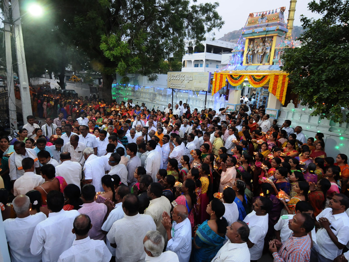 Vaikunta Ekadasi Celebrations Ap and Telangana Photo Gallery - Sakshi32