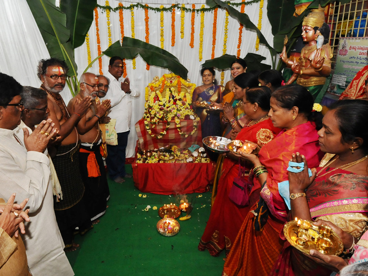 Vaikunta Ekadasi Celebrations Ap and Telangana Photo Gallery - Sakshi48