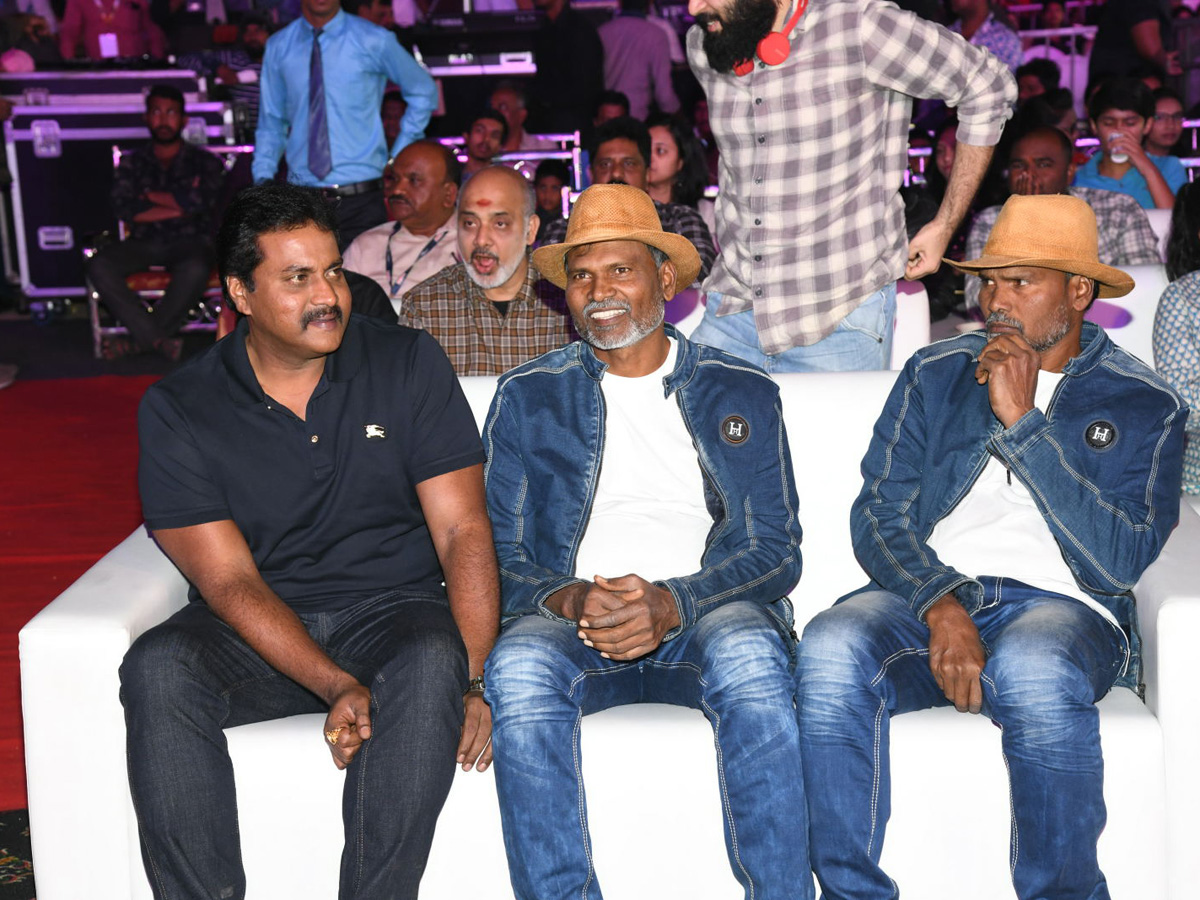 Ala Vaikunthapurramuloo Musical Night Photo Gallery - Sakshi21