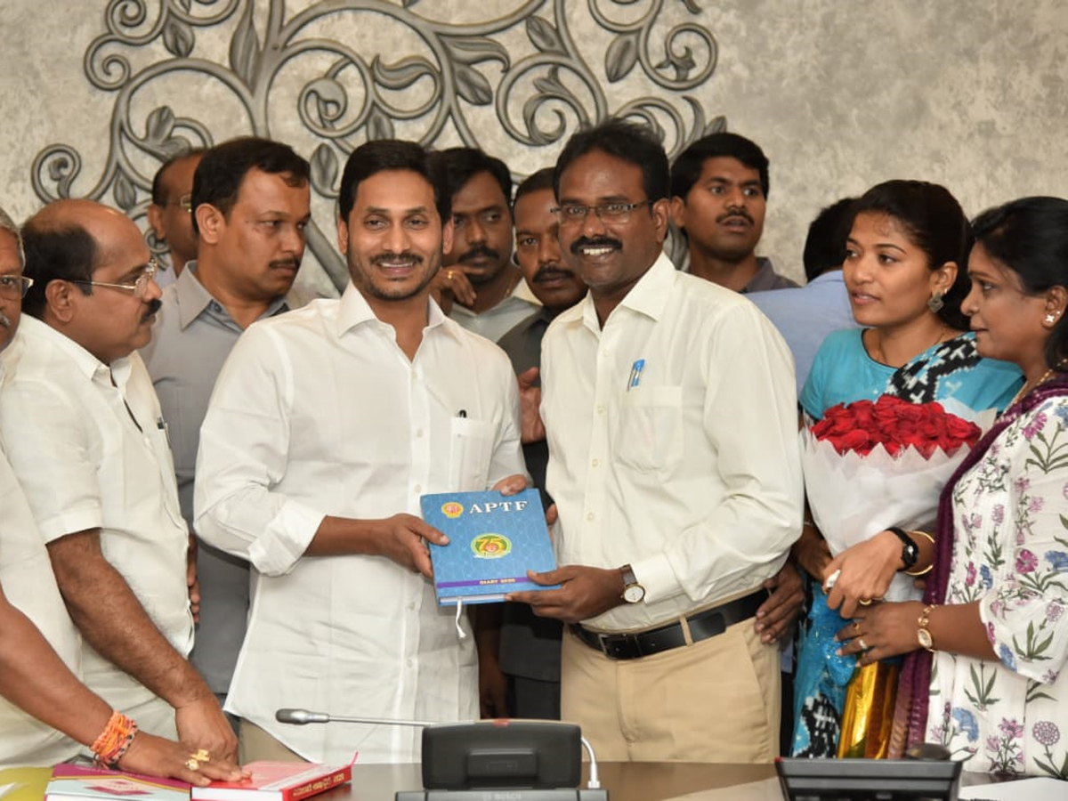 Ys Jagan Mohan Reddy Launch in Dairies 2020 Photo Gallery - Sakshi13