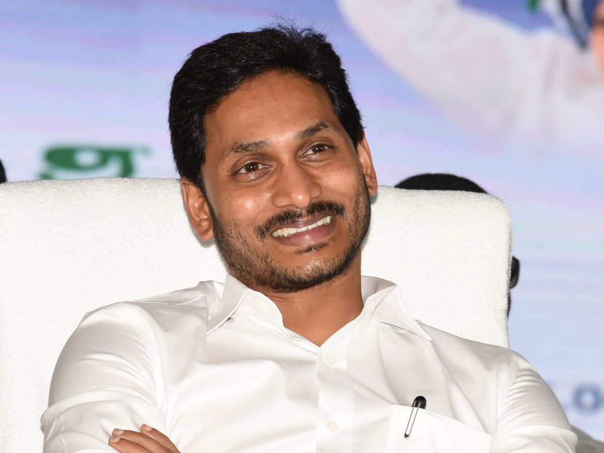 Cm Ys Jagan Launch Jagananna Amma Vodi Scheme Chittoor Photo Gallery - Sakshi25