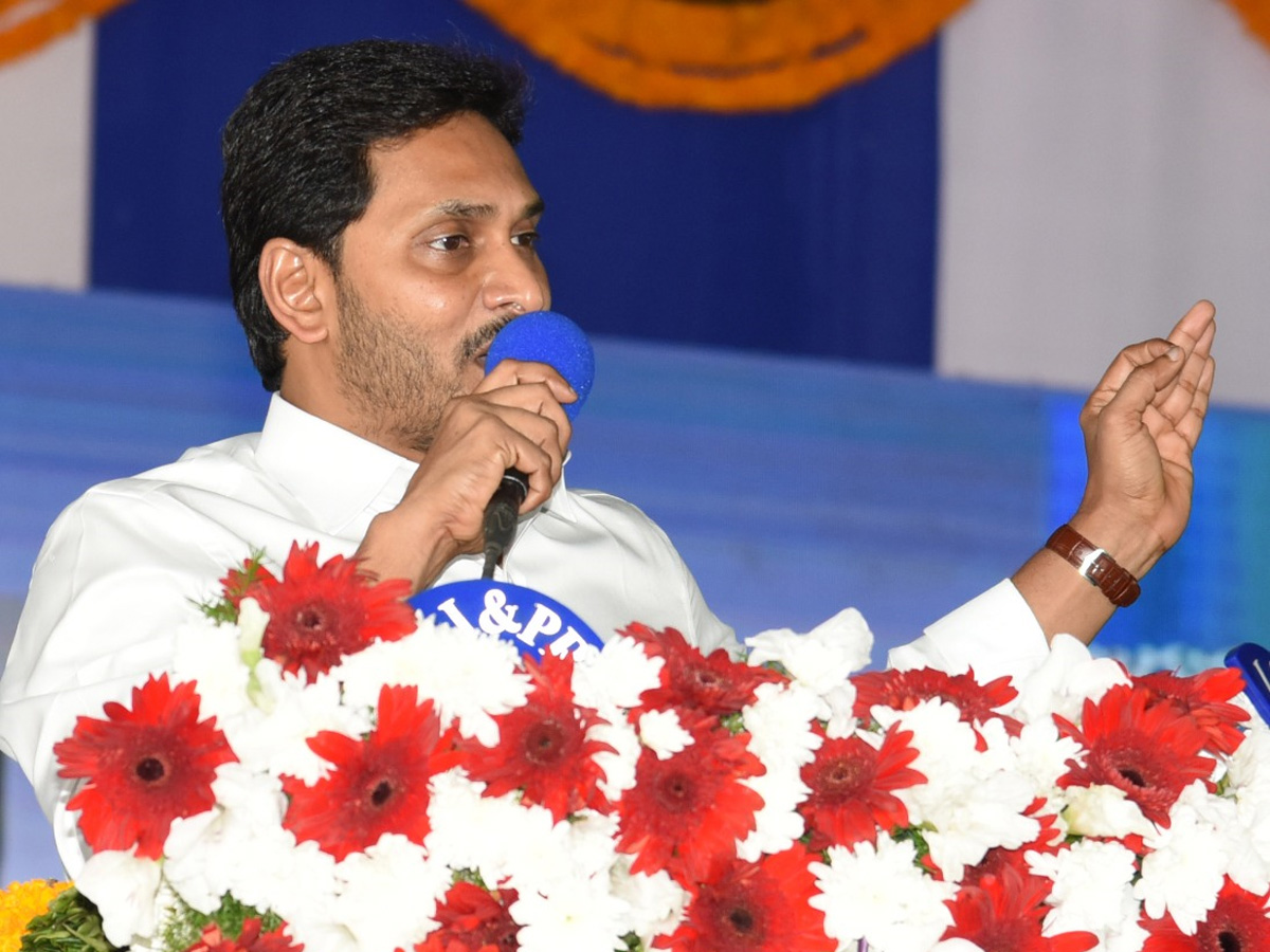 Cm Ys Jagan Launch Jagananna Amma Vodi Scheme Chittoor Photo Gallery - Sakshi3