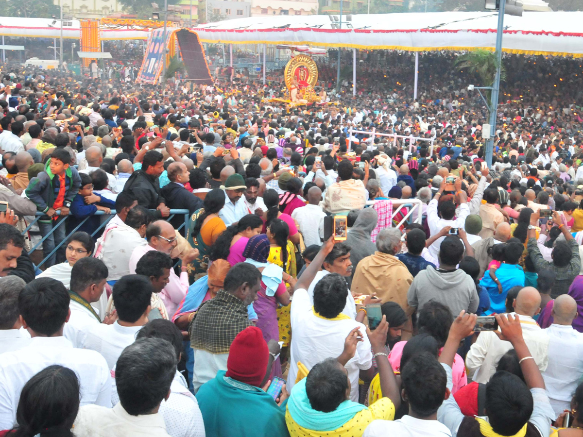 Ratha Sapthami Celebrations in Tirumala Photo Gallery - Sakshi10