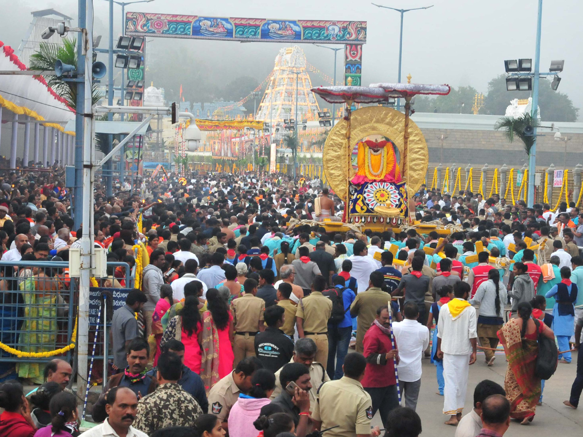 Ratha Sapthami Celebrations in Tirumala Photo Gallery - Sakshi11