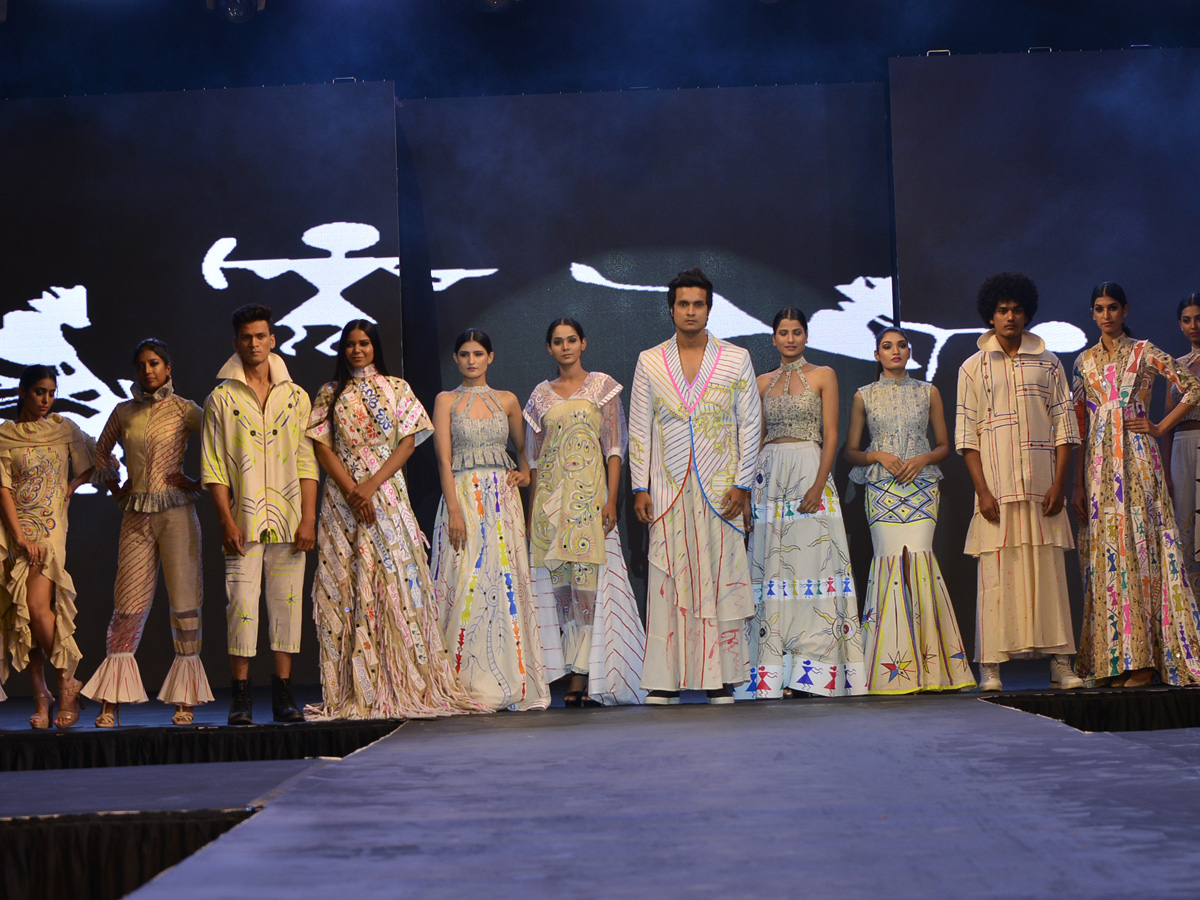 Fashion Fiesta walk for cause at taj deccan hotel Photo Gallery - Sakshi1