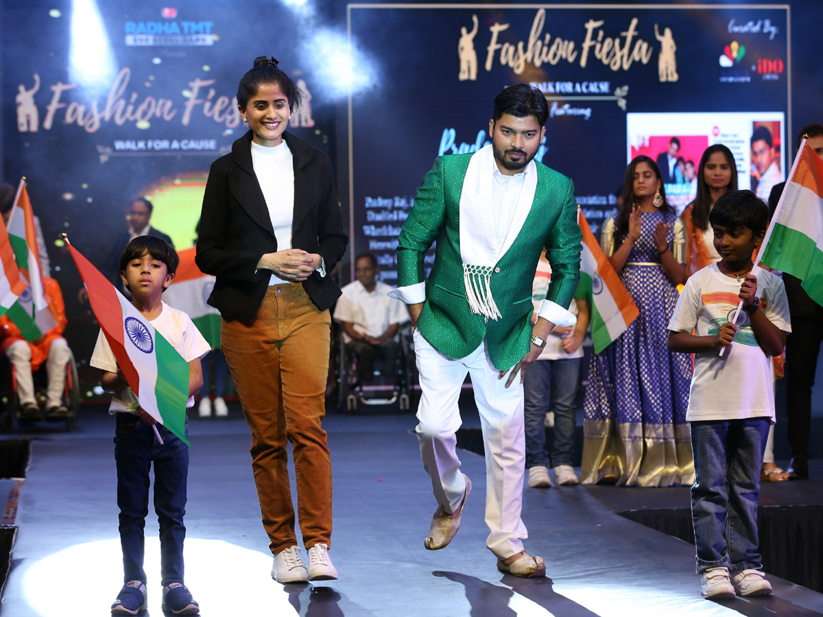 Fashion Fiesta walk for cause at taj deccan hotel Photo Gallery - Sakshi12