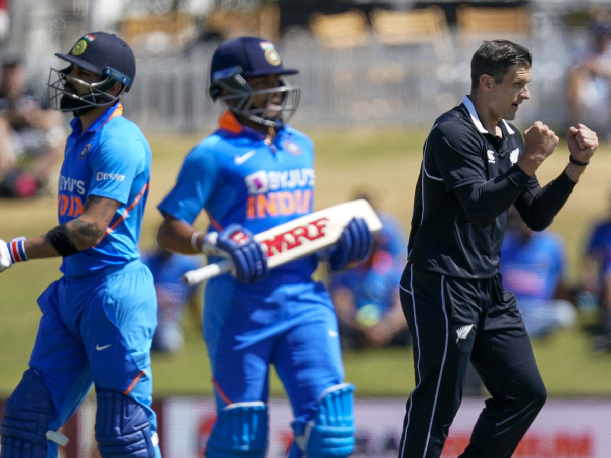 New Zealand win by 5 wickets sweep series 3-0 Photo Gallery - Sakshi17