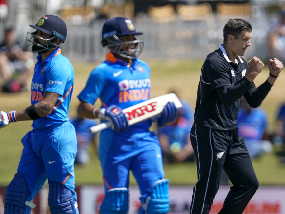 New Zealand win by 5 wickets sweep series 3-0 Photo Gallery - Sakshi21