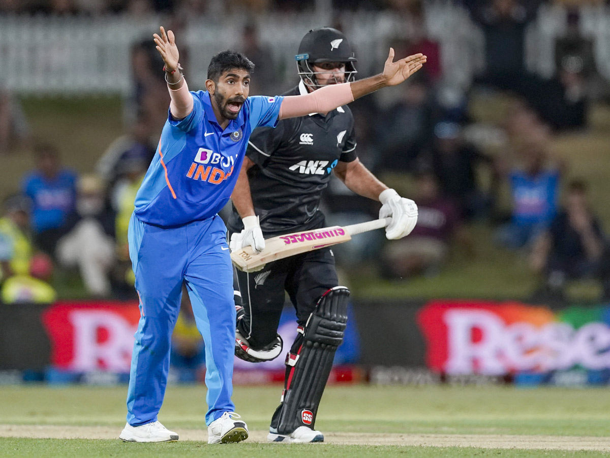 New Zealand win by 5 wickets sweep series 3-0 Photo Gallery - Sakshi5