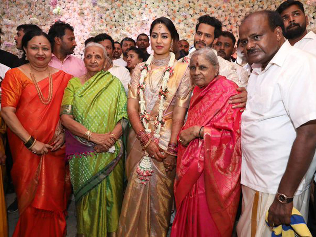 Nikhil Kumaraswamy and Revathi Engagement Ceremony Photo Gallery - Sakshi12