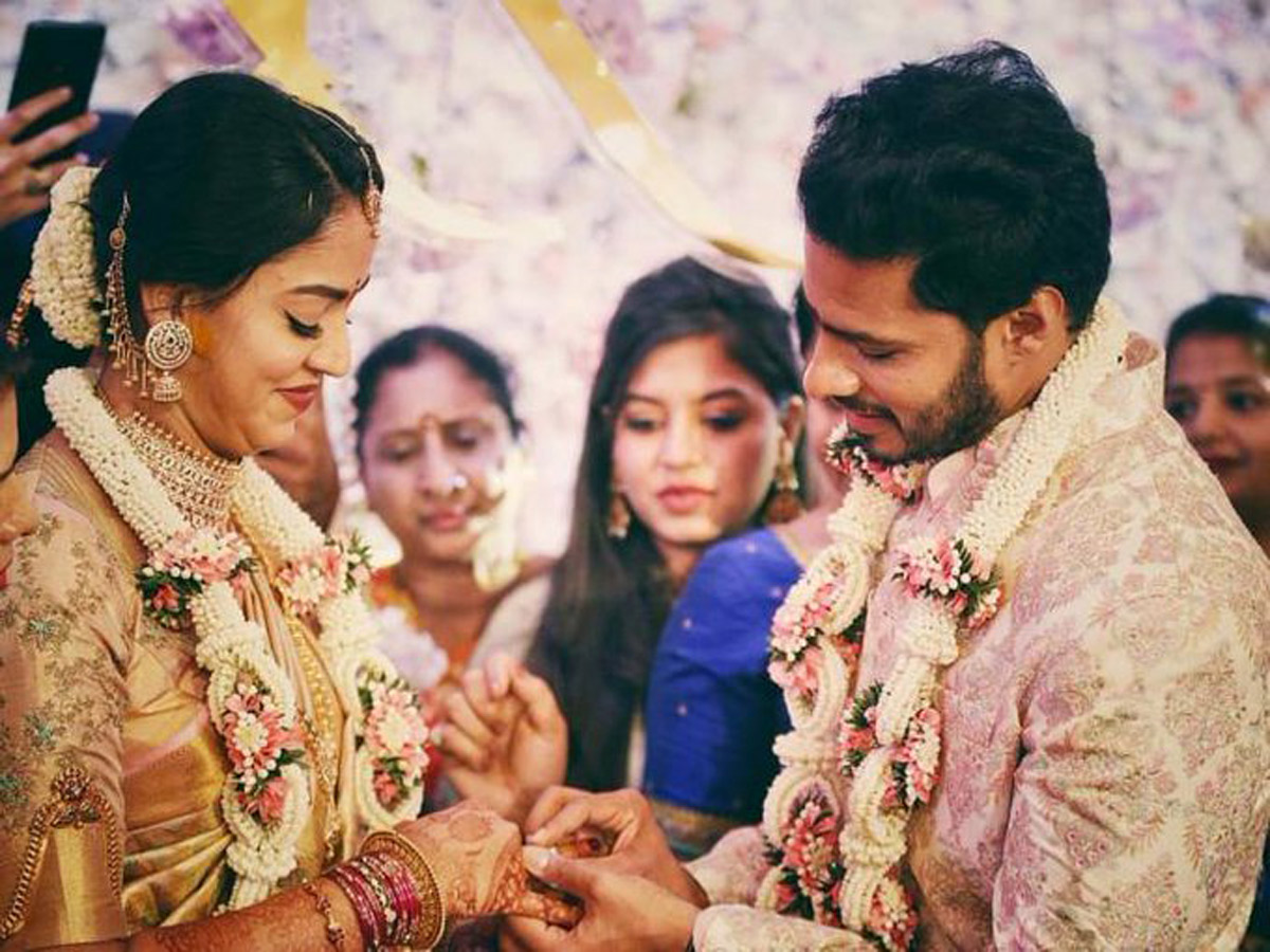 Nikhil Kumaraswamy and Revathi Engagement Ceremony Photo Gallery - Sakshi6