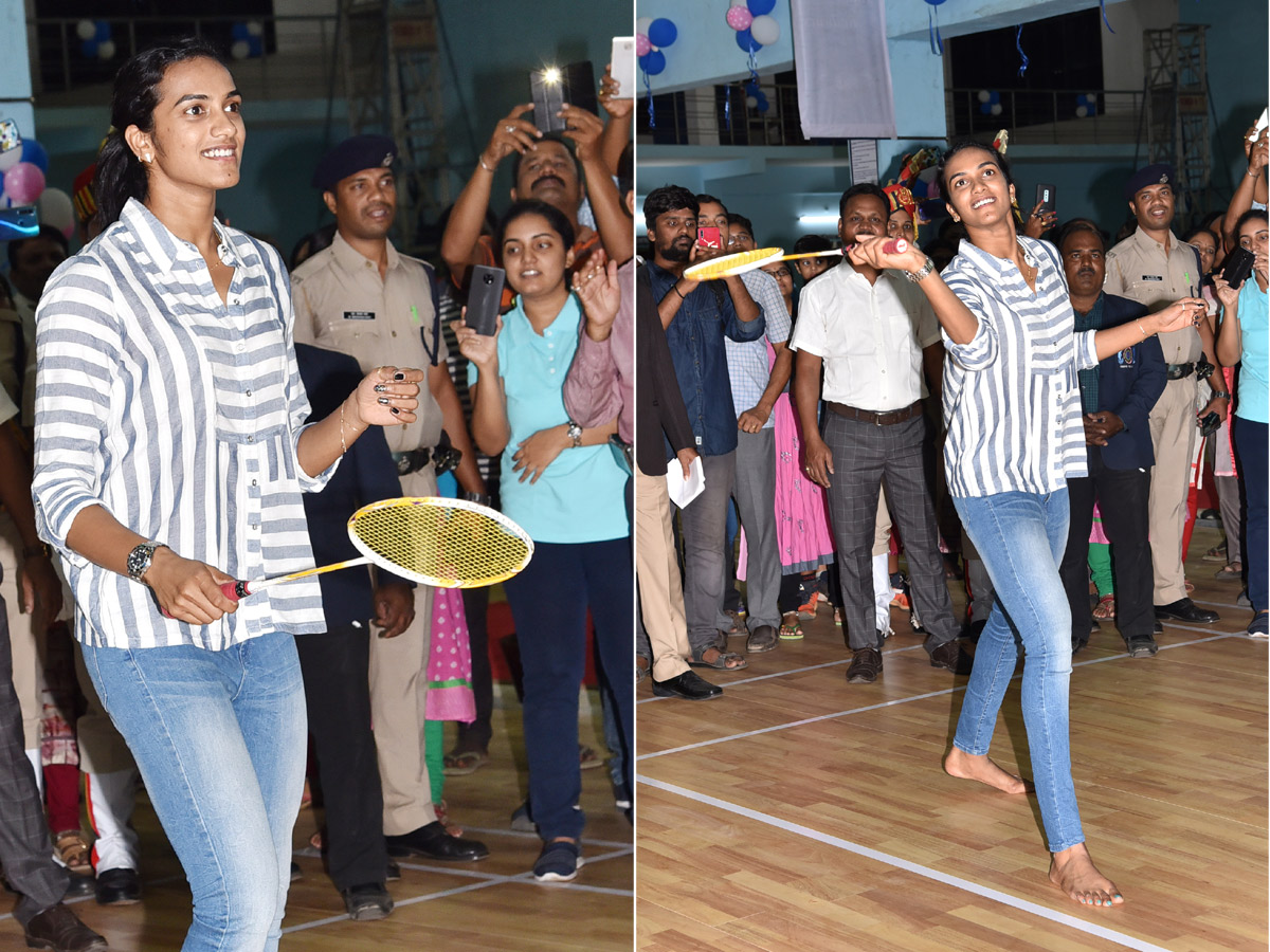 badminton stars participated events in vizag Photo Gallery - Sakshi12